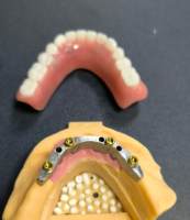 Локатор и стоматолошки бар